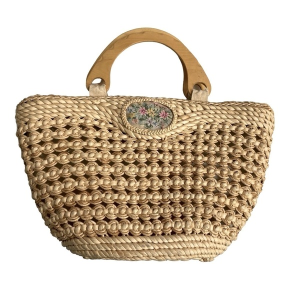 Vintage Straw Tote with Floral Needlepoint Patch and Wooden
Handles - Picture 6 of 9